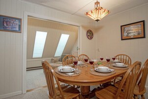 Condo, Multiple Beds, Fireplace, Mountain View (2 Br: Leatherbark 202 A) | 2 bedrooms, individually decorated, individually furnished, bed sheets