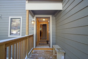 Exterior detail - Powderidge-34: Slope Side, 2 Br Townhome (Snowshoe)