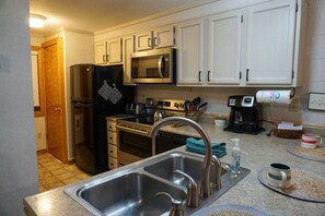 Condo, Multiple Beds, Balcony, Mountain View (2 Br: Powderidge 34) | Private kitchen - Powderidge-34: Slope Side, 2 Br Townhome (Snowshoe)