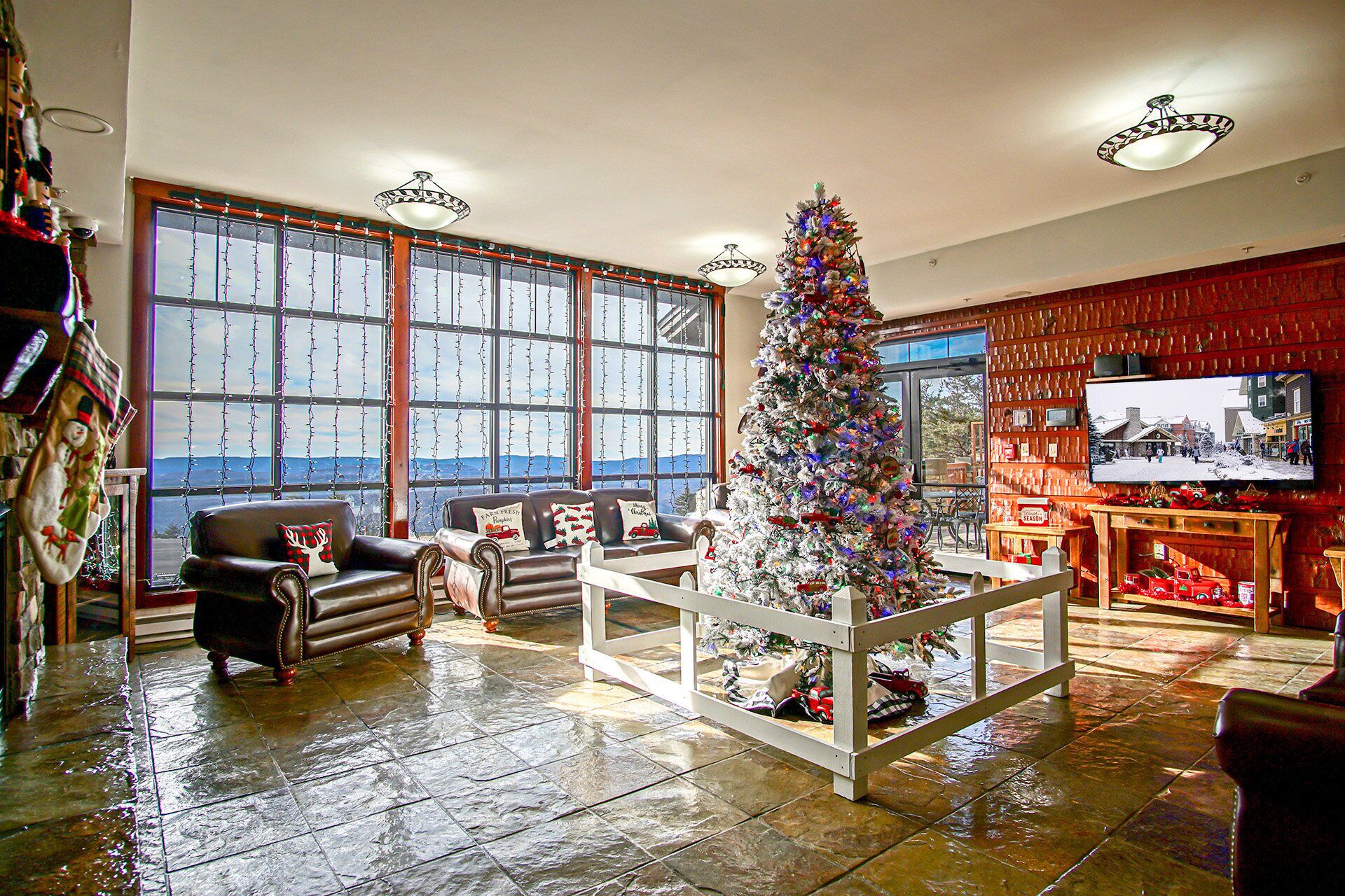 Condo, 1 Queen Bed with Sofa bed, Hot Tub, Mountain View (1 Br Studio: Rimfire 162) | Interior