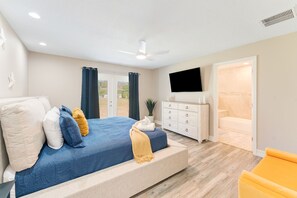 4 chambres, fer et planche à repasser, lit parapluie, Wi-Fi gratuit