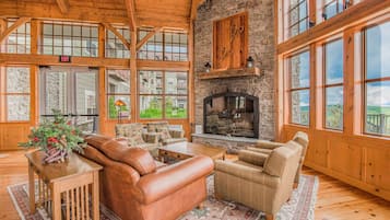 Kondominium, Beberapa Tempat Tidur, hot tub, pemandangan gunung (2 Br: Soaring Eagle 403) | Interior