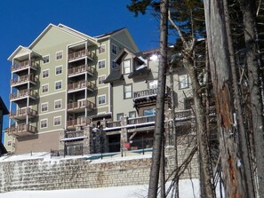 Exterior - Soaring Eagle #406: 2 Bedrooms, 2 Full Baths: Slope Side, Hot Tubs. Underground Parking (Snowshoe)