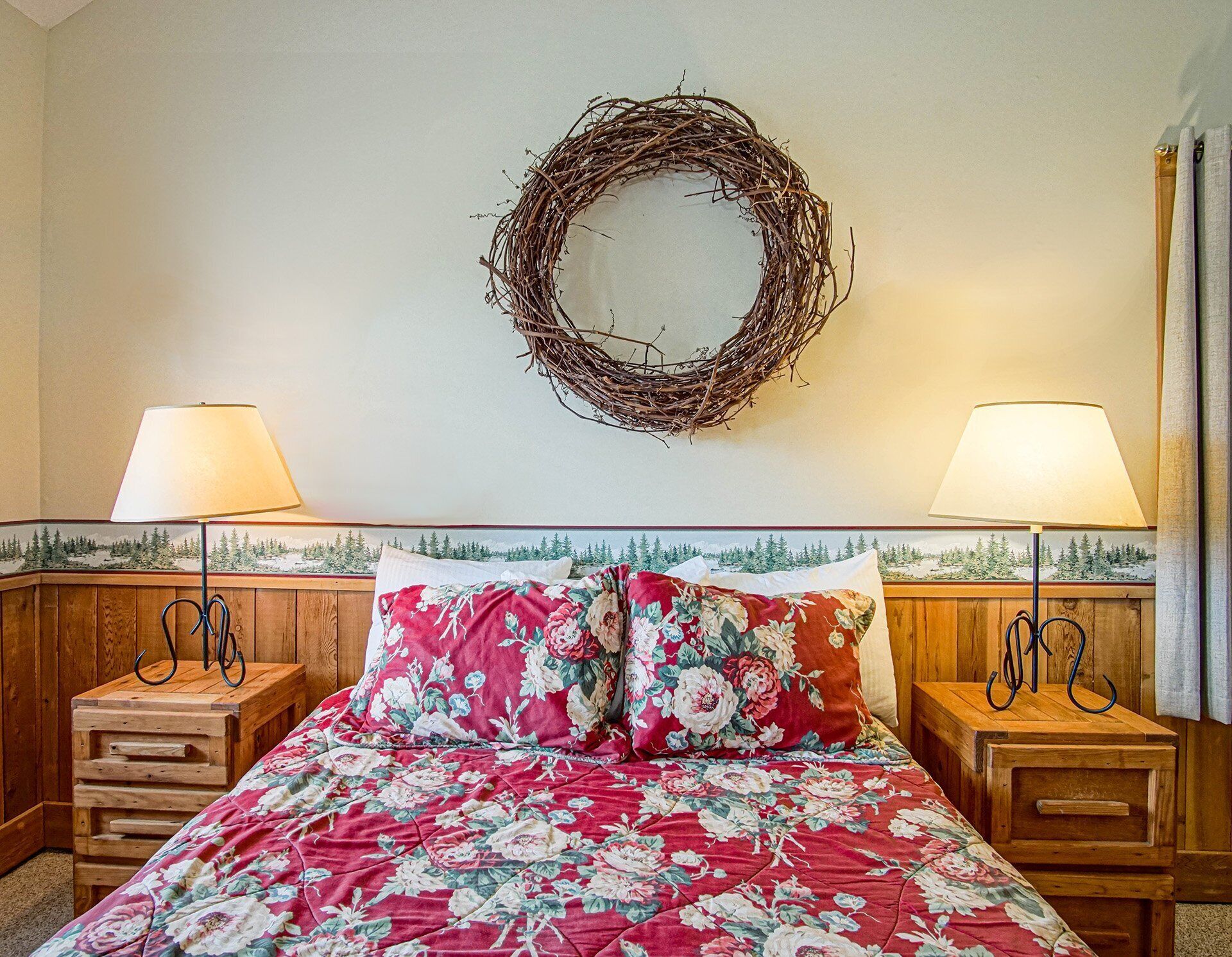 Townhome, Multiple Beds, Pool Access, Mountain View (1 Br Plus Loft: Whistlepunk 40) | 2 bedrooms, individually decorated, individually furnished, bed sheets