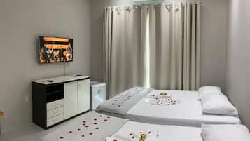 Chambre Quadruple Deluxe, véranda, vue ville