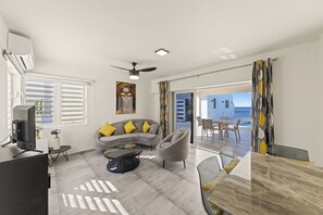 Smart TV - Lagun Ocean View Apartment B, 2 bedrooms (Lagun)