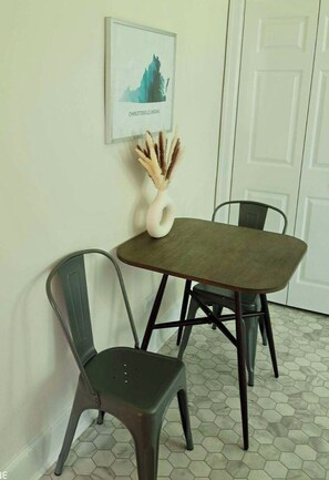 Dining - Country Home, 15 Mins to Downtown Mall + UVA (Keswick)