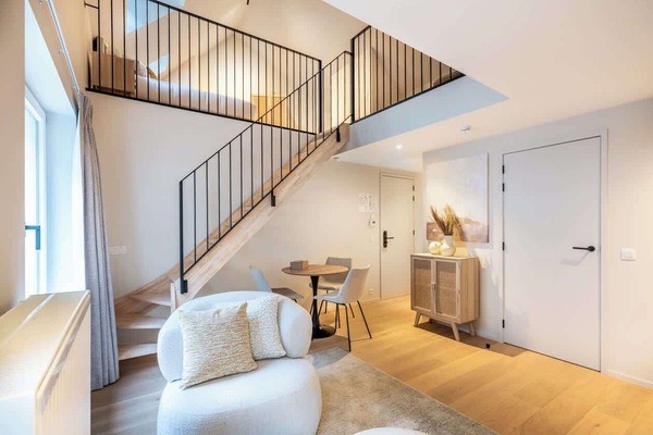 Stylish duplex studio with high-quality materials in the center of Ghent.