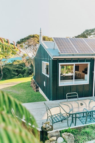 The Lazy Sailor - slow living retreat