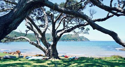 The Lazy Sailor - slow living retreat