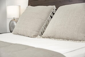 Apartment (2 Bedrooms) | Interior - Lnm16- Comfortable Apartment Next to Puerto Banus (Marbella)
