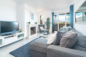 Interior - Sat2 - Modern 2 Bedroom Apartment With Ocean View (Marbella)