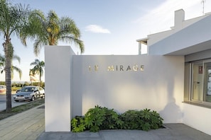Apartment (2 Bedrooms) | Interior - Lm1.2b- Exclusive 2 Bedroom Apartment in Le Mirage (Estepona)
