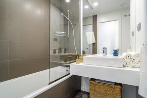 Apartment (2 Bedrooms) | Interior - Lm1.2b- Exclusive 2 Bedroom Apartment in Le Mirage (Estepona)