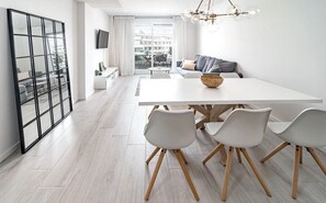 Apartment (2 Bedrooms) | Interior - Jg3.5a- Perfect Holiday Home in Good Location (Marbella)