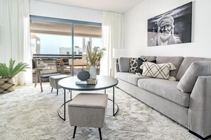 Apartment (2 Bedrooms) | Interior - Djc- Modern 2 Bedroom Apartment Close to Beach (Casares)