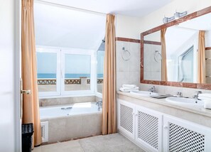 Apartment (3 Bedrooms) | Interior - Lap- 3 bed Apartment on the Beach. Families Only (Casares)