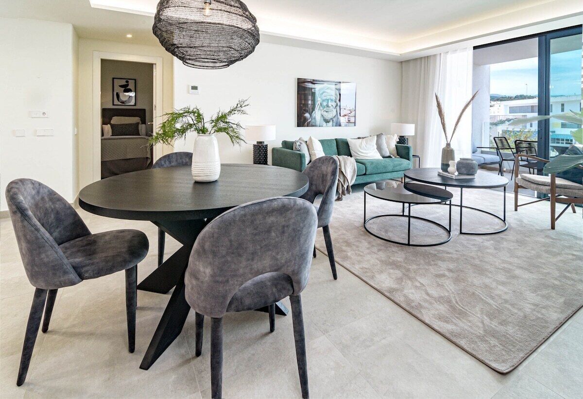 Apartment (2 Bedrooms) | Front of property