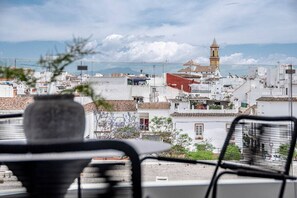 Apartment (2 Bedrooms) | Interior - Inf4.2m- Modern City Apartment, Families Only (Estepona)