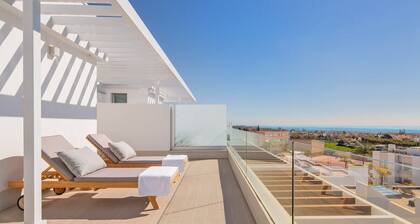 Lm3.52b- Spacious Duplex Penthouse With Panoramic