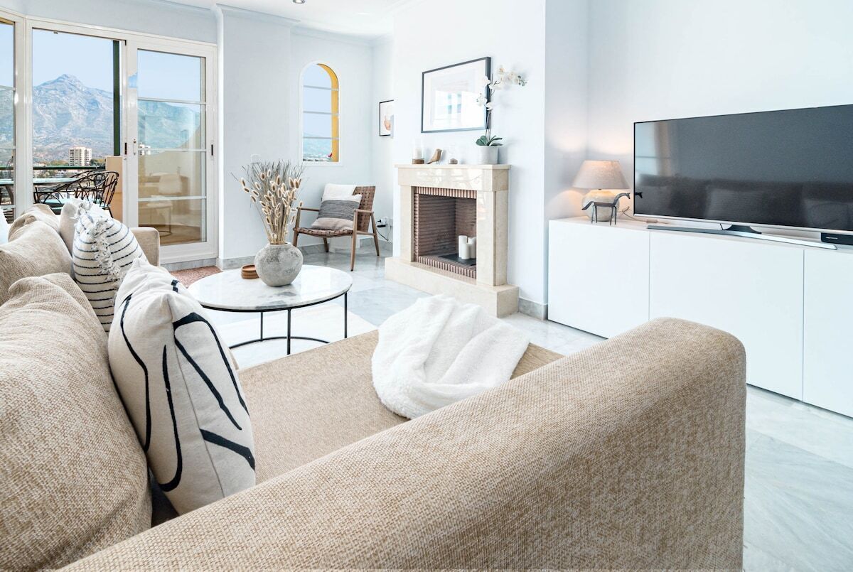 Apartment (2 Bedrooms) | Front of property