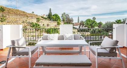 Pa18- Stunning Flat, Gym, Indoor and Outdoor Pool