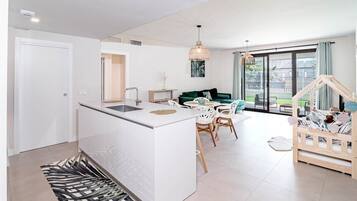 Apartment (1 Bedroom) | Interior