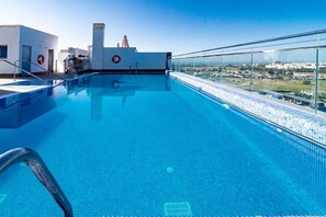 Interior - Jg5.1b - 3 Bedroom Flat With gym & Rooftop Pool (Marbella)