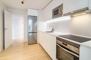 Interior - Jg5.1b - 3 Bedroom Flat With gym & Rooftop Pool (Marbella)
