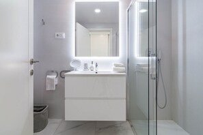 Apartment (2 Bedrooms) | Interior - Lms48- Roof Terrace, Jacuzzi & Sauna (Estepona)
