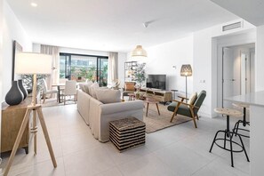 Apartment (2 Bedrooms) | Interior - Lme4.bb - Apotel Las Mesas by Roomservices (Estepona)