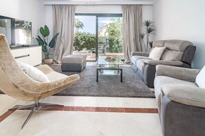 Apartment (2 Bedrooms) | Interior - Hp1c.25 - Family-friendly and Well Connected (Marbella)