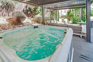 Apartment (3 Bedrooms) | Interior - IVY - Scandinavian Apartment in Nueva Andalucia (Marbella)