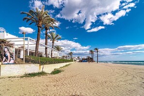 Interior - GC - Spacious Flat in Golden Beach Marbella (Marbella)