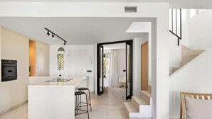 Interior - Se8 - Stylish Townhouse With Rooftop Terrace (Marbella)