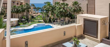Apartment (5 Bedrooms) | Pool | Seasonal outdoor pool