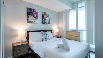 VerdunkelungsvorhĂ€nge, BĂŒgeleisen/BĂŒgelbrett, kostenloses WLAN