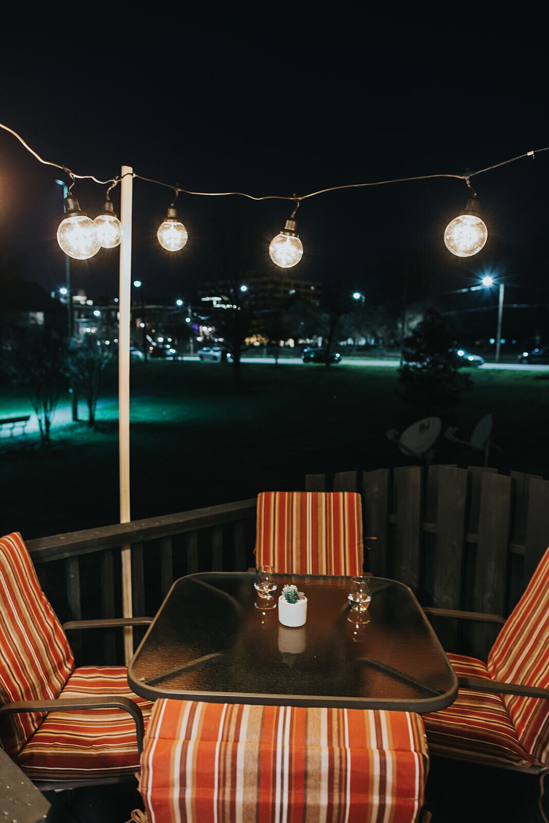 屋外ダイニングエリア