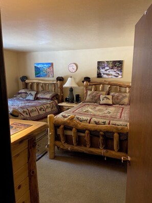 2 sovrum, strykjärn/strykbräda, wi-fi och sängkläder