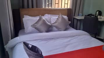 Desk, laptop workspace, free WiFi