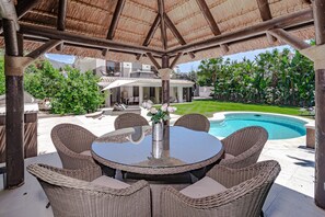 House (4 Bedrooms) | Interior - Villa Nottingham: Stunning Private Villa (Marbella)