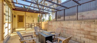 1 Mi to LLUMC! Loma Linda Home w/ Shared Patio