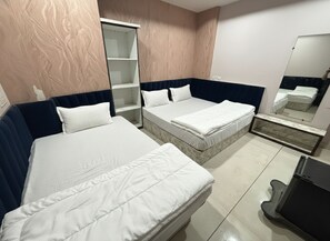 Habitación cuádruple Deluxe | Wifi gratis