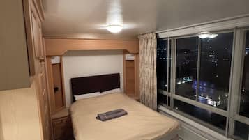 Fer et planche à repasser, Wi-Fi, draps fournis