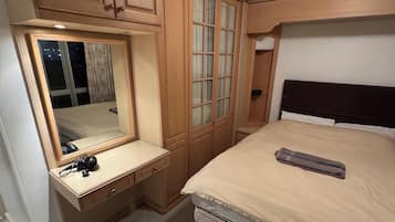 Fer et planche à repasser, Wi-Fi, draps fournis