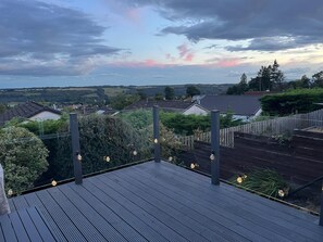 Terrace/patio - Stylish 3 Bedroom with Balcony and Amazing View (Clackmannanshire)