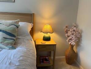 3 slaapkamers, een strijkplank/strijkijzer, wifi, beddengoed