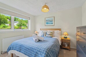 3 bedrooms, iron/ironing board, WiFi, bed sheets - Stylish 3 Bedroom with Balcony and Amazing View (Clackmannanshire)