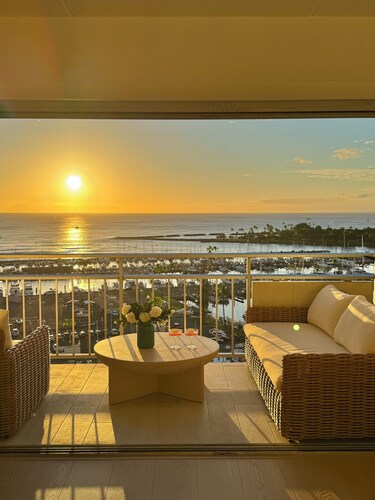 Panoramic Ocean View Home - Newly Remodeled