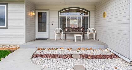 Cozy 3BR Nampa Home âą Spacious Yard + Smart TV